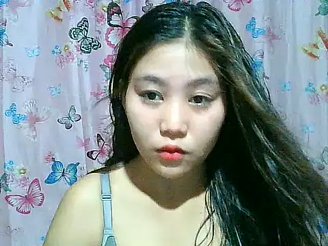 Snapshot of SexyAsianPussy4u chatting on 06.23.26 SexyAsianPussy4u online show from 06.23.26