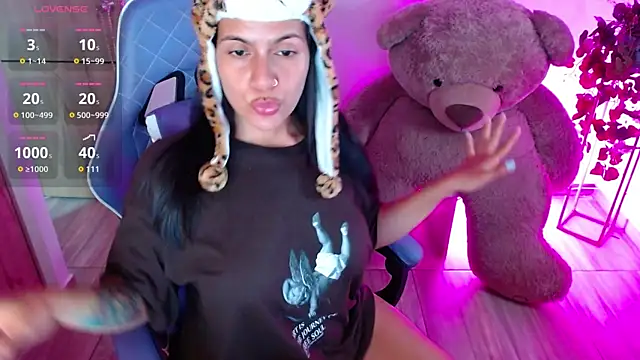 Snapshot of sexygoddesskarol chatting on 09.09.25 sexygoddesskarol online show from 09.09.25