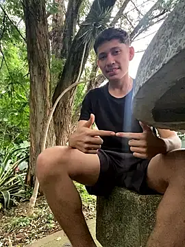 elfernh online show from 10.08.25