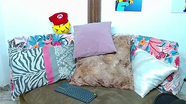 elfernh online show from 10.18.25