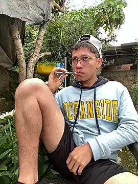 elfernh online show from 02.15.26