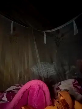 Snapshot of CoMay003 chatting on 10.20.25 CoMay003 online show from 10.20.25