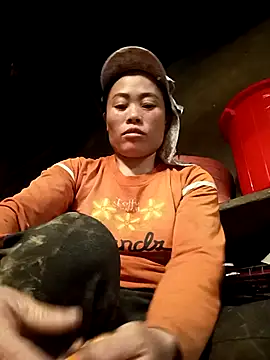 Snapshot of CoMay003 chatting on 10.26.25 CoMay003 online show from 10.26.25