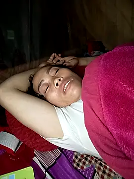 Snapshot of CoMay003 chatting on 10.26.25 CoMay003 online show from 10.26.25