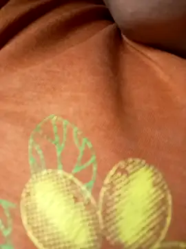 Snapshot of CoMay003 chatting on 10.30.25 CoMay003 online show from 10.30.25