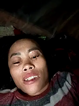 Snapshot of CoMay003 chatting on 11.28.25 CoMay003 online show from 11.28.25