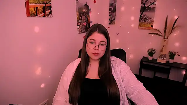  Lovely Mary online show from 09.18.25