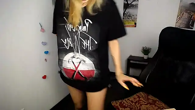 PeppyMia online show from 10.20.25