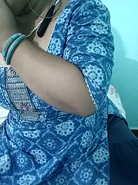 Snapshot of Anjali-bhabhi chatting on 09.29.25 Anjali-bhabhi online show from 09.29.25