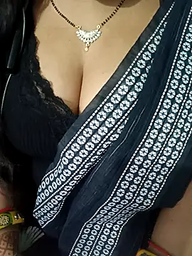 Snapshot of Anjali-bhabhi chatting on 10.13.25 Anjali-bhabhi online show from 10.13.25
