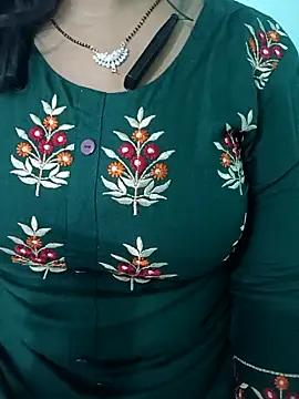 Snapshot of Anjali-bhabhi chatting on 10.14.25 Anjali-bhabhi online show from 10.14.25