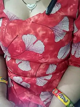 Snapshot of Anjali-bhabhi chatting on 10.18.25 Anjali-bhabhi online show from 10.18.25