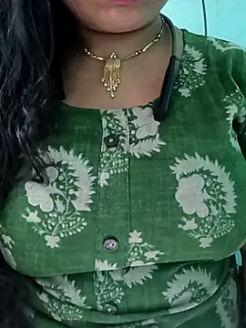 Snapshot of Anjali-bhabhi chatting on 10.29.25 Anjali-bhabhi online show from 10.29.25