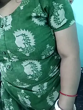 Snapshot of Anjali-bhabhi chatting on 10.29.25 Anjali-bhabhi online show from 10.29.25