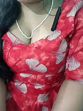 Snapshot of Anjali-bhabhi chatting on 10.31.25 Anjali-bhabhi online show from 10.31.25