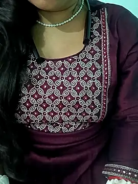 Snapshot of Anjali-bhabhi chatting on 11.06.25 Anjali-bhabhi online show from 11.06.25