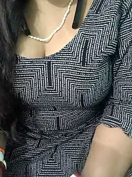 Snapshot of Anjali-bhabhi chatting on 11.11.25 Anjali-bhabhi online show from 11.11.25