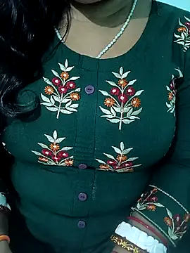 Snapshot of Anjali-bhabhi chatting on 11.14.25 Anjali-bhabhi online show from 11.14.25