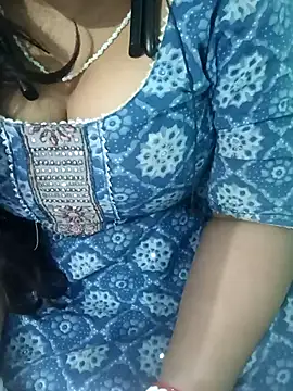 Snapshot of Anjali-bhabhi chatting on 11.15.25 Anjali-bhabhi online show from 11.15.25