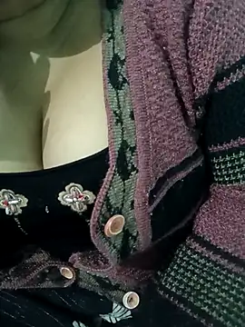 Snapshot of Anjali-bhabhi chatting on 12.16.25 Anjali-bhabhi online show from 12.16.25