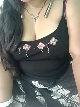 Snapshot of Anjali-bhabhi chatting on 04.05.26 Anjali-bhabhi online show from 04.05.26