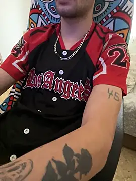 Snapshot of purplecristian chatting on 09.19.25 purplecristian online show from 09.19.25