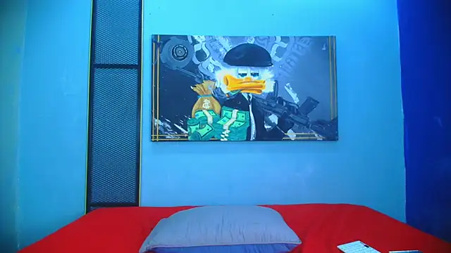 Cristal hott1 online show from 11.28.25