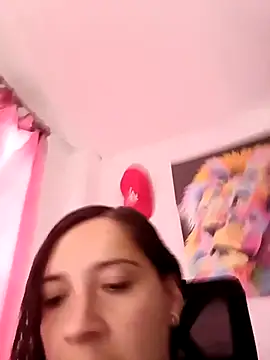 Agatha bellucci  online show from 11.30.25