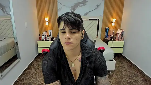 KAROLLJONES1 online show from 10.16.25