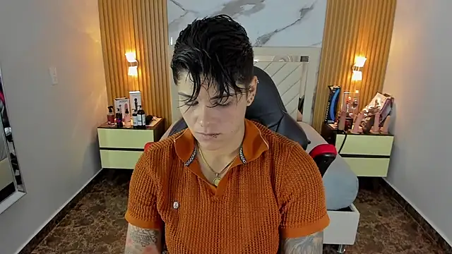 KAROLLJONES1 online show from 10.20.25