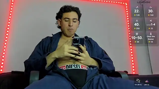 Alexxx savage online show from 10.30.25