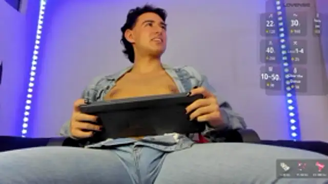 Alexxx savage online show from 11.12.25