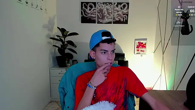 Room 69x online show from 11.02.25