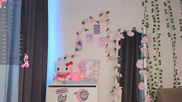 Snapshot of roxydolll chatting on 07.12.26 roxydolll online show from 07.12.26
