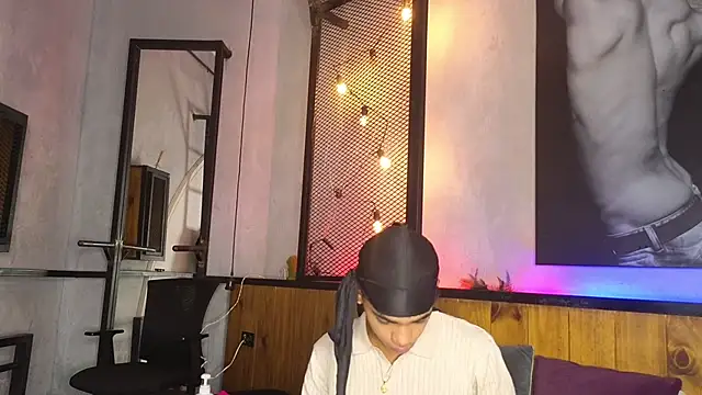Snapshot of AlanCutee chatting on 02.23.26 AlanCutee online show from 02.23.26
