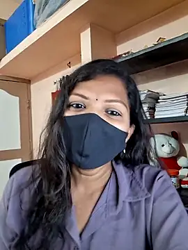 Snapshot of Tamil_Dharani chatting on 03.01.26 Tamil Dharani online show from 03.01.26