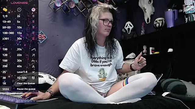 oddywithabody online show from 11.10.25