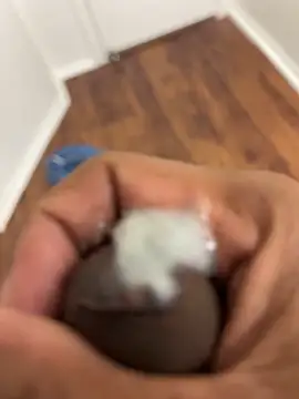 Snapshot of parkrow2404 chatting on 09.17.25 parkrow2404 online show from 09.17.25