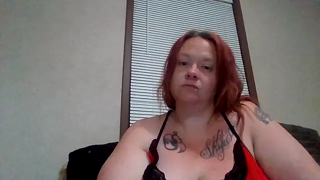 Snapshot of ThickkkMama420 chatting on 04.05.26 ThickkkMama420 online show from 04.05.26