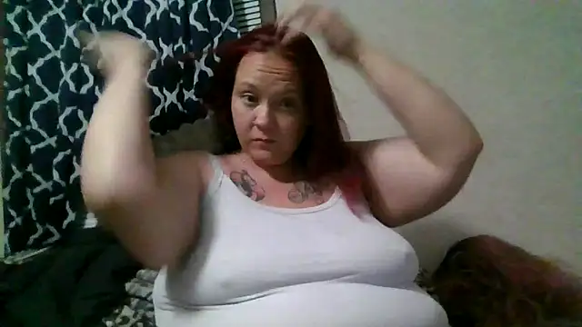 Snapshot of ThickkkMama420 chatting on 04.22.26 ThickkkMama420 online show from 04.22.26