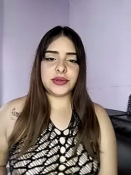 Nahomy cm online show from 10.01.25