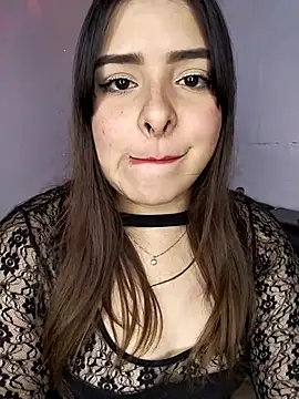 Nahomy cm online show from 11.16.25