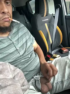 Snapshot of Smallboybigworld chatting on 02.24.26 Smallboybigworld online show from 02.24.26