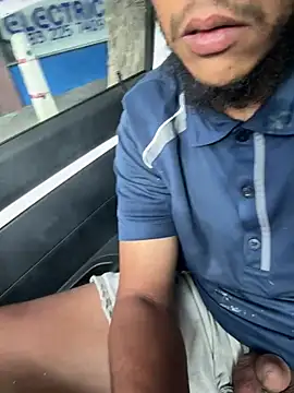 Snapshot of Smallboybigworld chatting on 02.27.26 Smallboybigworld online show from 02.27.26