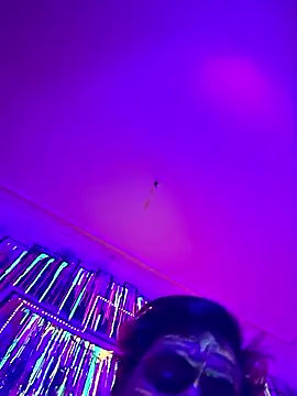 Snapshot of 3615-ULLA chatting on 10.25.25 3615-ULLA online show from 10.25.25