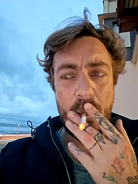 Snapshot of 3615-ULLA chatting on 11.10.25 3615-ULLA online show from 11.10.25