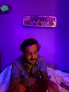 Snapshot of 3615-ULLA chatting on 11.22.25 3615-ULLA online show from 11.22.25