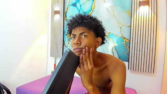 FYKMOR 1 online show from 04.13.26