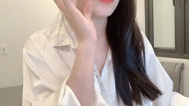    Lily    online show from 06.06.26