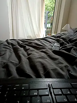 handsome8inchh online show from 09.14.25